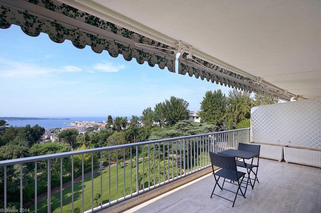 2 Apartments for sale French Riviera